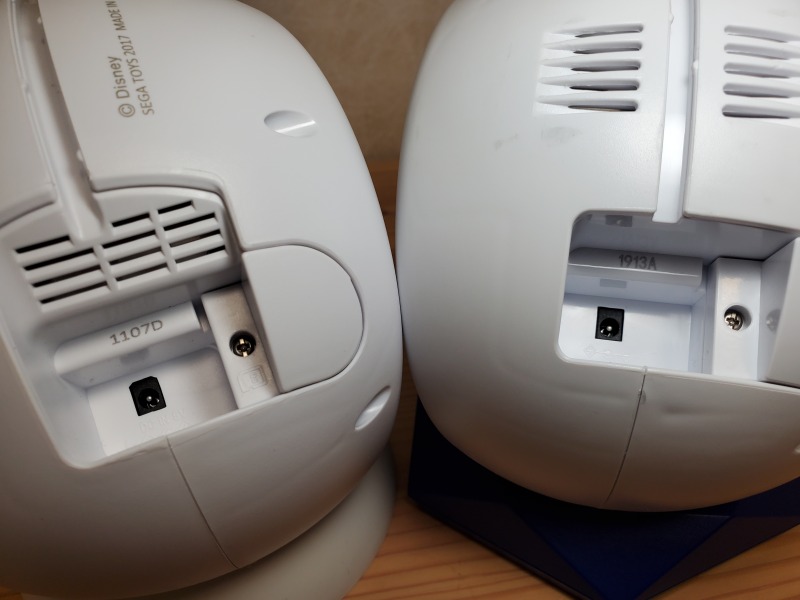 ドリームスイッチ背面にアダプタ挿入口がある